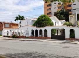 Amplío Hogar Cerca del Sambil, hotel in Barquisimeto