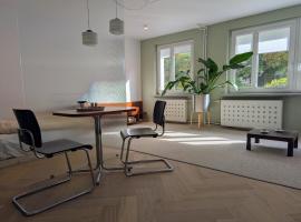 Rakietników vintage condo, hotel en Varsovia