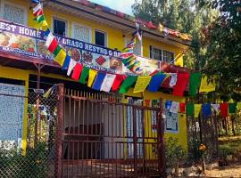 Everest Home Stay Lasso Restro and Bar Temal Kalimati Tower, khách sạn ở Thapathali