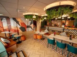 イビス ガール デュ ノール シャトー ランドン 10 エム