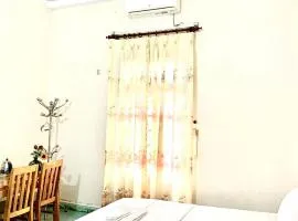 Khách Sạn Phong Châu Sốp Cộp