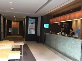 Jinjiang Inn Select Chongqing Caiyuanba Railway Station