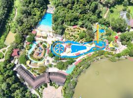Bukit Merah Laketown Resort, hotell sihtkohas Taiping
