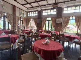 Sapadia Hotel Parapat