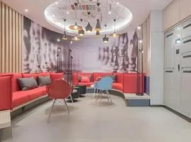 ibis Chengdu East Railway Station Hotel