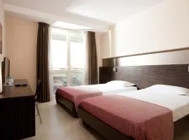 羅索法利贊堤酒店