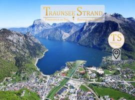 Ferienhaus TraunseeStrand, hotell sihtkohas Ebensee