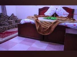 فندق ابراج الحجري, hotel v destinaci Al Ḩashīshīyah