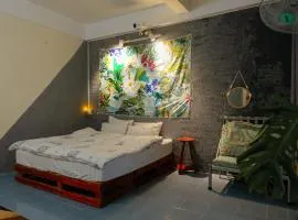 Bụi Hostel - Ferry to Rạch Giá