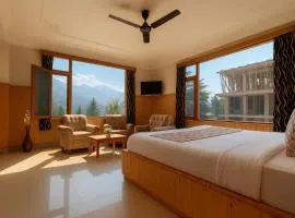 The Suraj Cottage Manali ! Private Parking ! Bonfire ! Playing Zone ! Near Mall Road