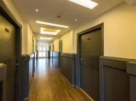 Super Townhouse MG Road,Bangalore