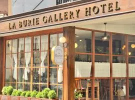 La Burie Gallery Hotel