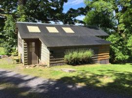 Faraway Follies、Llandeglaのホテル