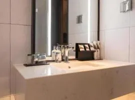 Borrman Hotel Guilin Railway Station Two Rivers and Four Lakes