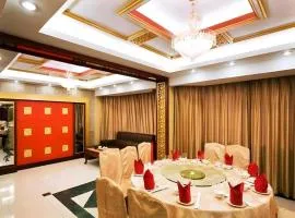 Quanzhou Overseas Chinese Hotel
