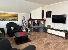 Casa Linda, hotel in Curtea de Argeş