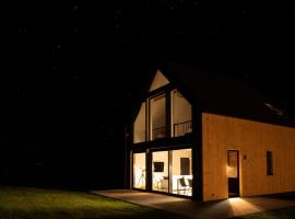 Dom Wśród Gwiazd, hotel in Jarnołtówek