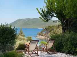 Lithea Villas and Studios by the Sea, hôtel à Aghios Petros Alonissos