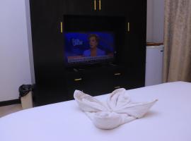 فندق غلاديلاس, Hotel in ‘Aţţān