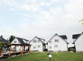 Zain Village pension