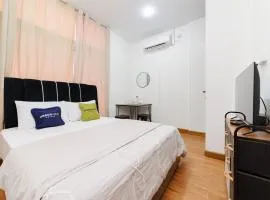 Urbanview near Mall Botania 2