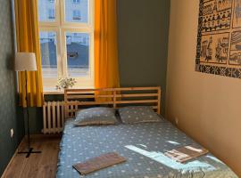 Oliwka Hostel, hotel in Warsaw