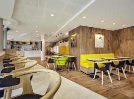 Mercure Paris la Défense Grande Arche