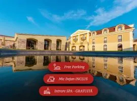 Domeniile Martinutzi - Hotel Cardinal si Conac Rhedey