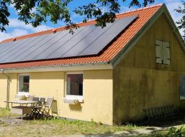 Molsness, hotel di Knebel