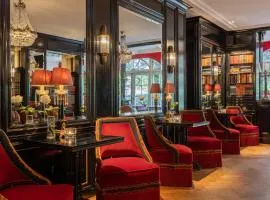 Apollofirst Boutique Hotel