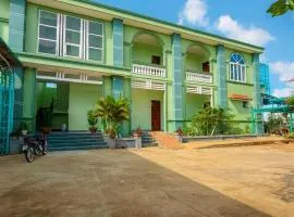 Hồng Ngọc 2 Hotel Tà Đùng