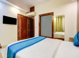 FabHotel Golden Key Residency