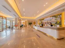 Vienna Hotel Chongqing West Station Square