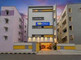 FabHotel R3 Atmos、ハイデラバードのホテル
