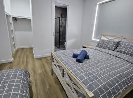 Maruve Guesthouse Plus- Modern Stay near Melb Airport 12 min, hotel in Melbourne