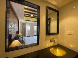 Ambassador Garden Home, готель у Катманду