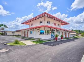 Domaine du lac bleu, hotel v mestu Saint-Laurent du Maroni