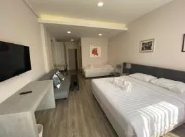 Ratchadamnoen Residence