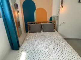 Blue Bergamote - Pop Culture Studio