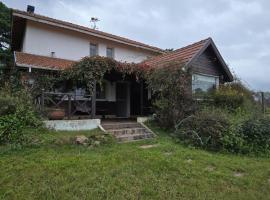 Los Alerces, Villa Berna, hotel v destinaci La Porteña