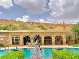 Hotel Heritage Inn A Luxury Retreat in City Center