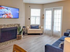 Beach Club - Ocean Breeze Retreat – Island Condo, hotel in Padre Island