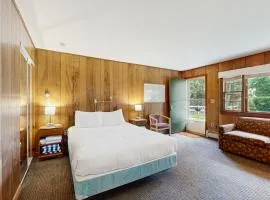 King Birch Lake Home, Unit 5