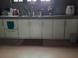 ADLi, hotel v destinaci Pambahinna