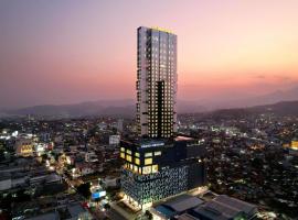 Grand Mercure Lampung, hotel en Bandar Lampung