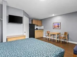 Suburban Studios Stuart near Federal Hwy 1