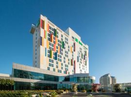 ibis Styles Manila Araneta City, hotel in Manila