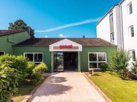 greet Hôtel Montbéliard, hotel v destinaci Montbéliard