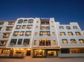 Via Delhi Continental