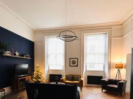 6 Wye Valley Chambers, Ross on Wye Parking Space & Dog Friendly, hotel in Ross on Wye